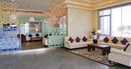 Al Raya Suites