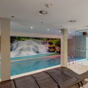Banyan Hotel