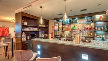 Bar lounge