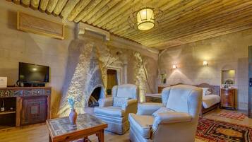 One Room Suite with Balcony and Fireplace | Interior