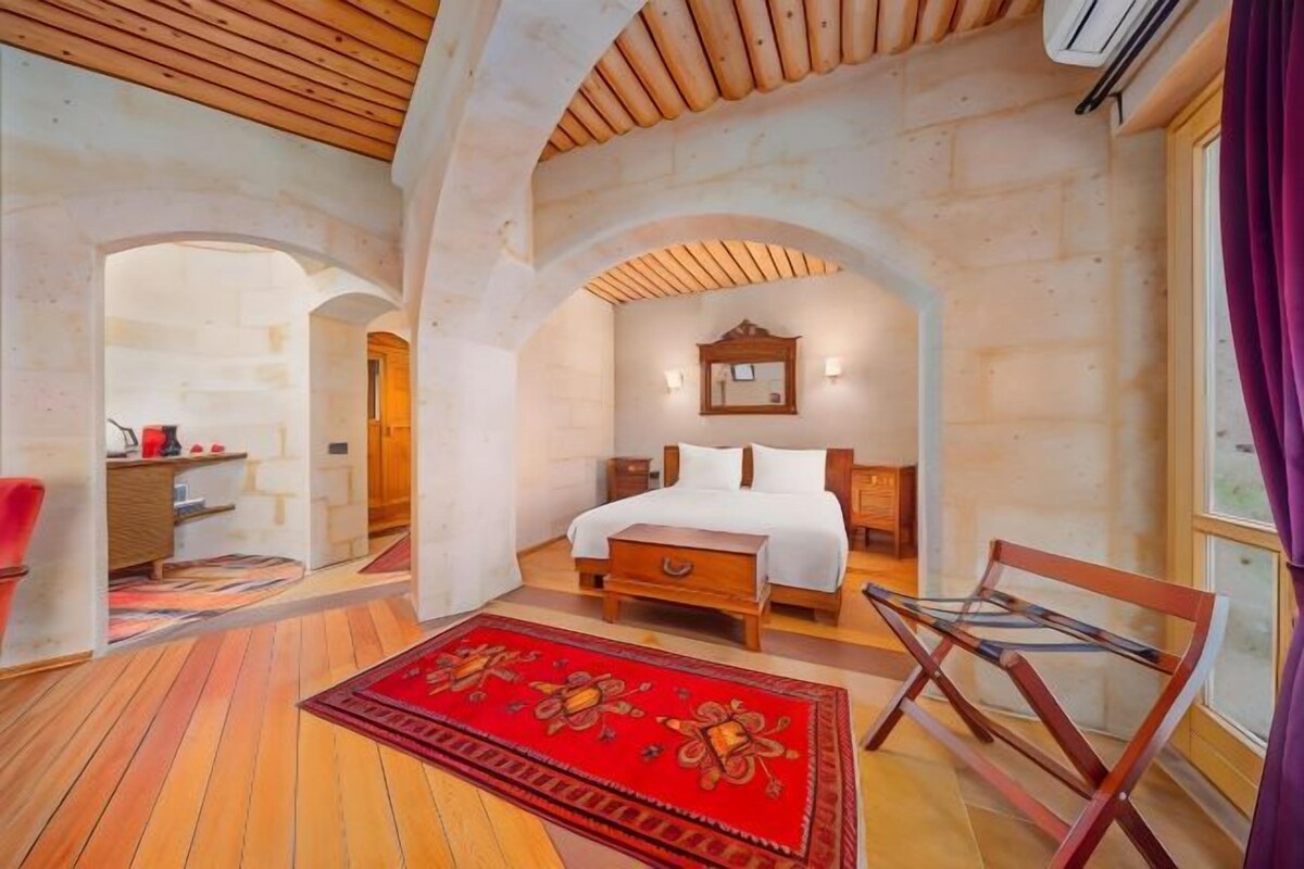Ropa de cama de alta calidad y minibar 