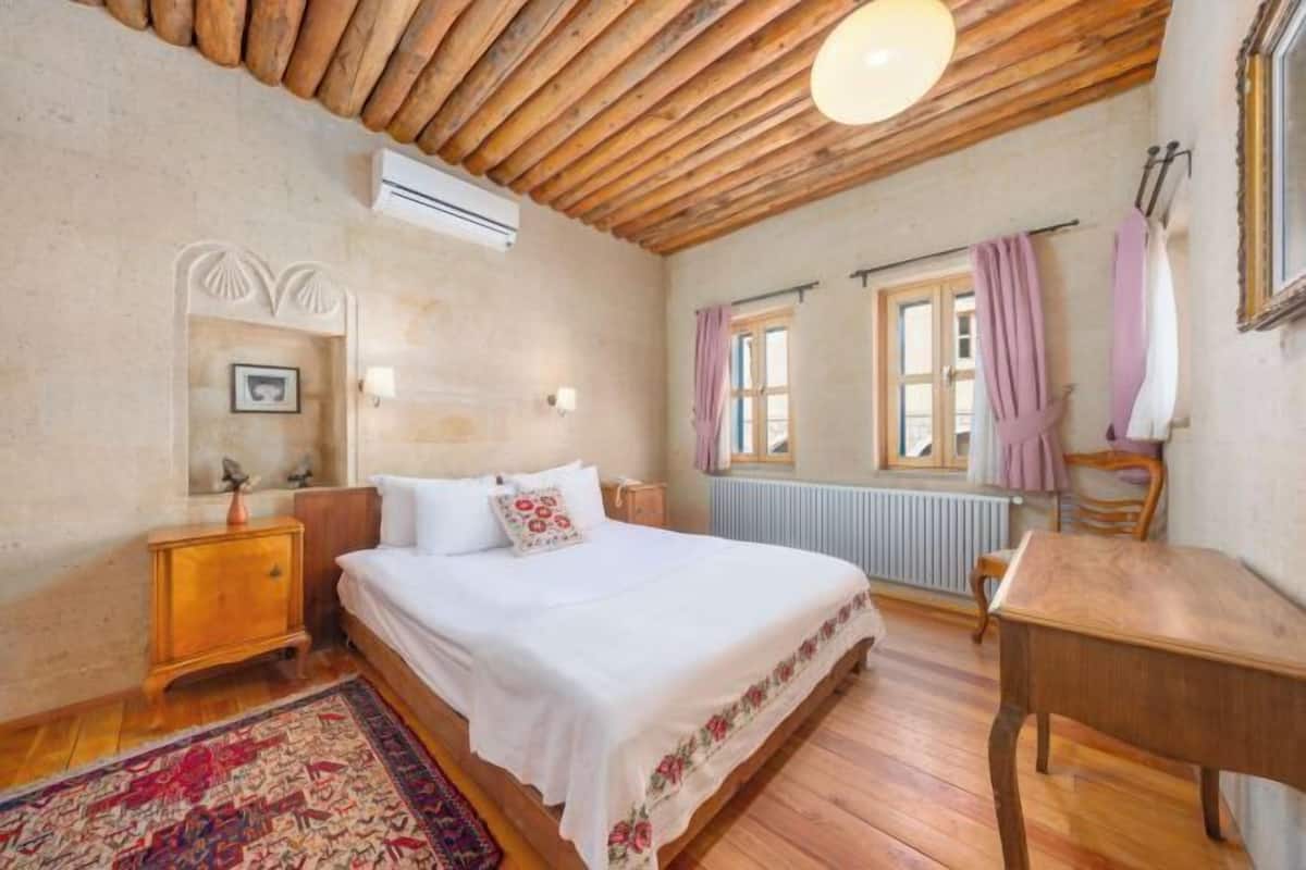 Premium bedding, minibar, in-room safe, individually decorated