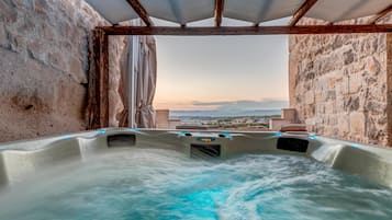 Premium bedding, minibar, in-room safe, individually decorated