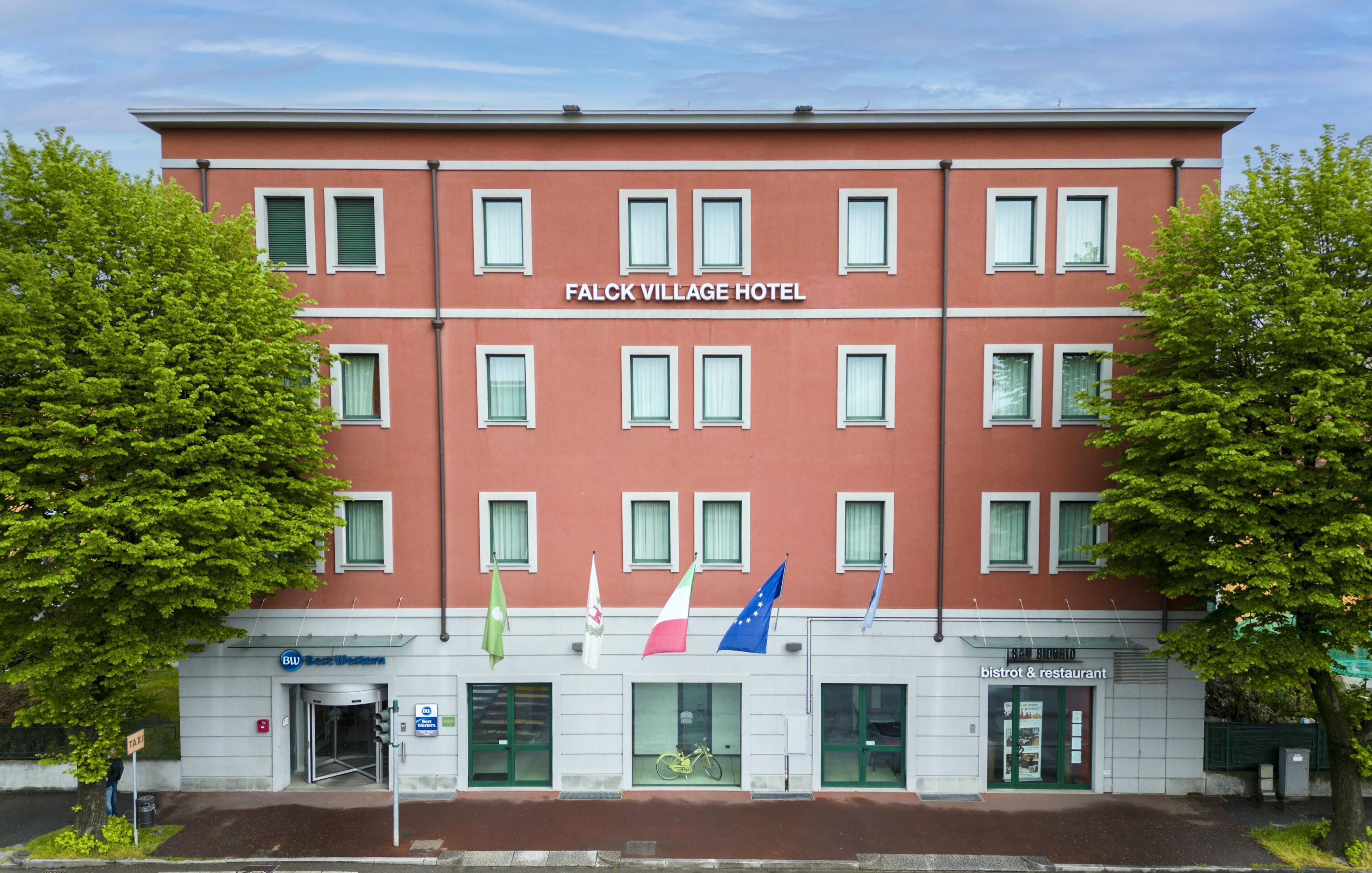 Photo - Best Western Falck Village Hotel