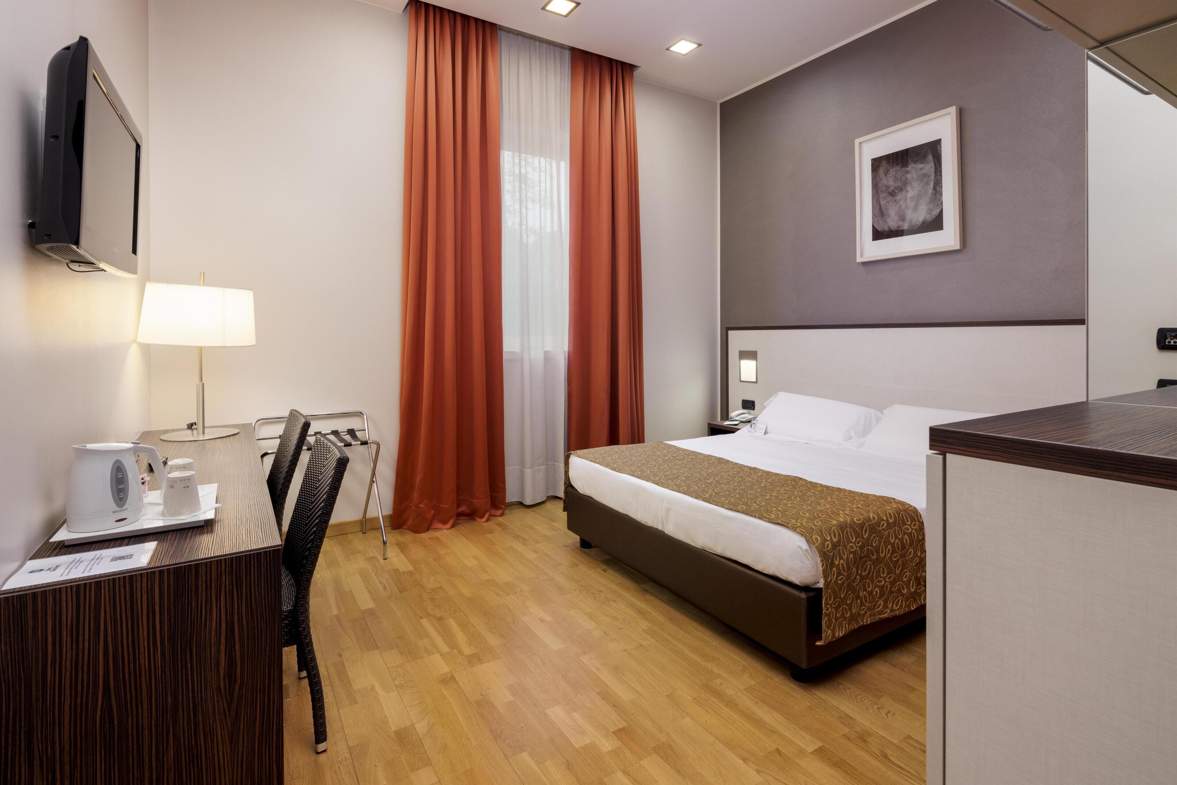 Photo - Best Western Falck Village Hotel