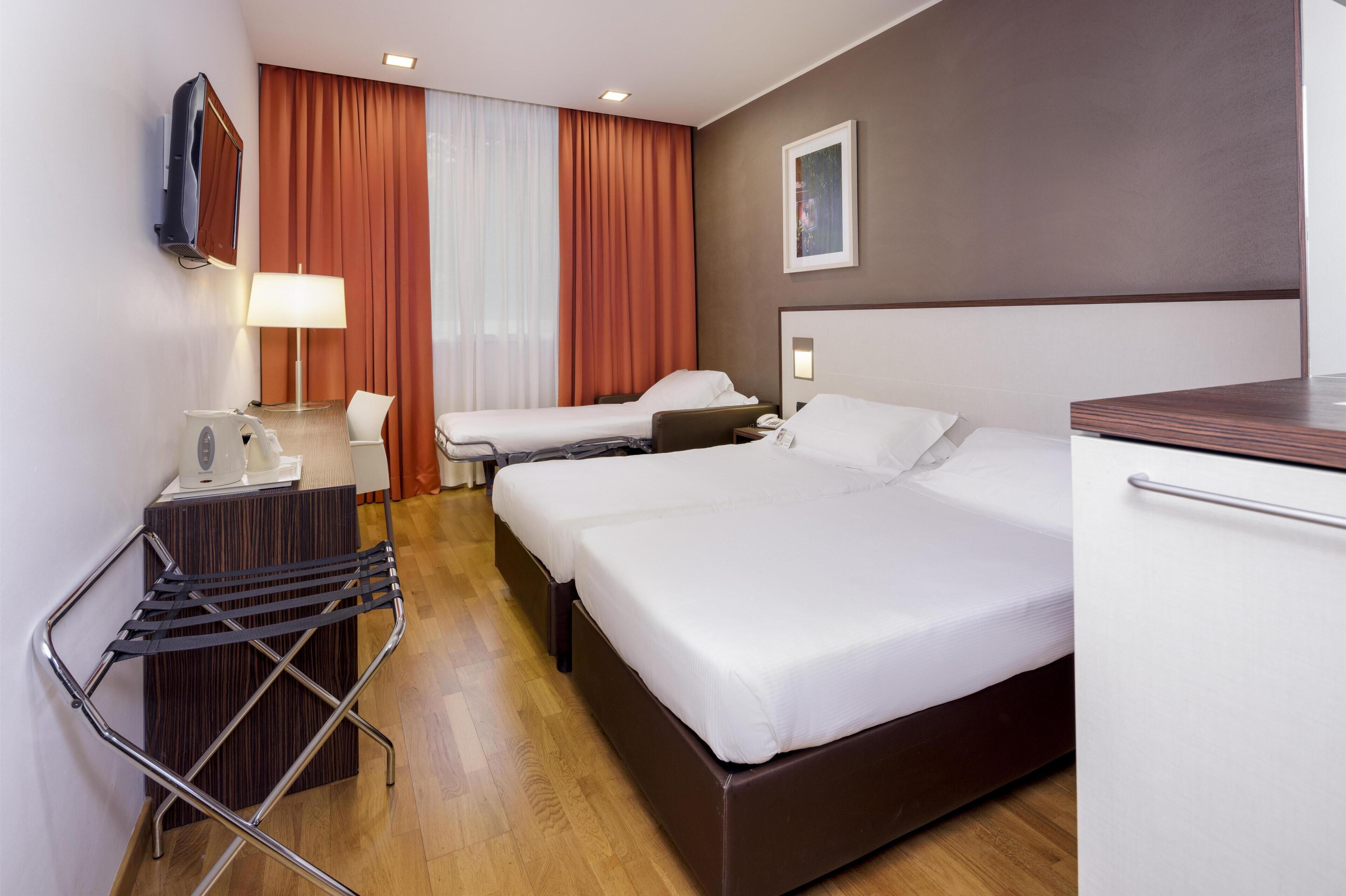 Photo - Best Western Falck Village Hotel