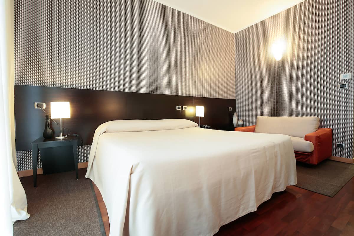 superior double or twin room | 1 bedroom, minibar, in-room safe, individually decorated