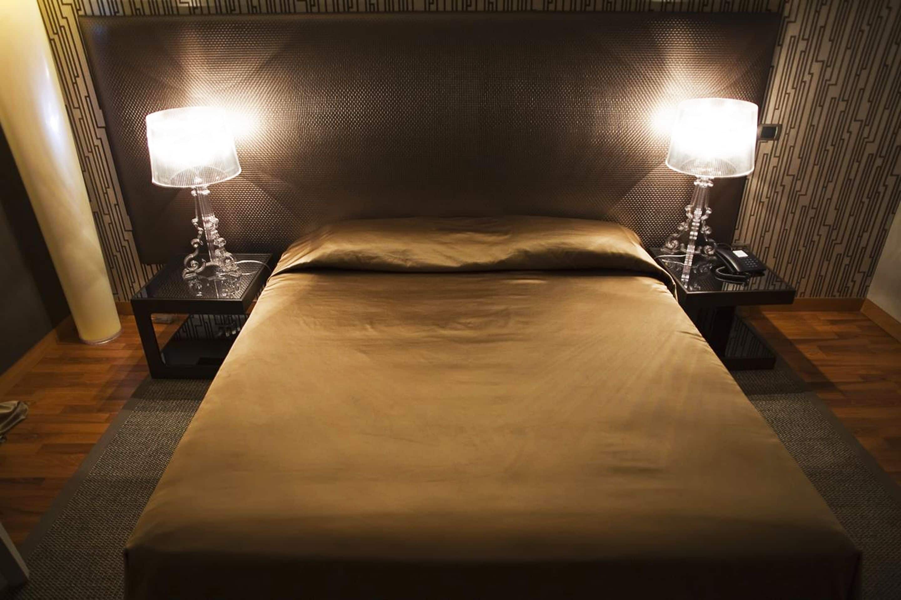 comfort double or twin room | 1 bedroom, minibar, in-room safe, individually decorated