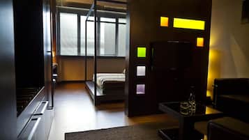 Suite Junior | Minibar, coffres-forts dans les chambres, décoration personnalisée