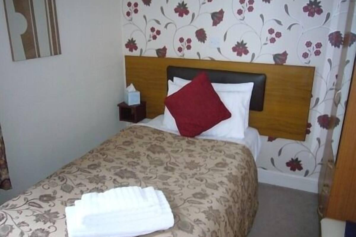 Single Room, Ensuite (Popular)