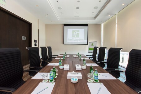 Holiday Inn Abu Dhabi, an IHG Hotel - Image 54