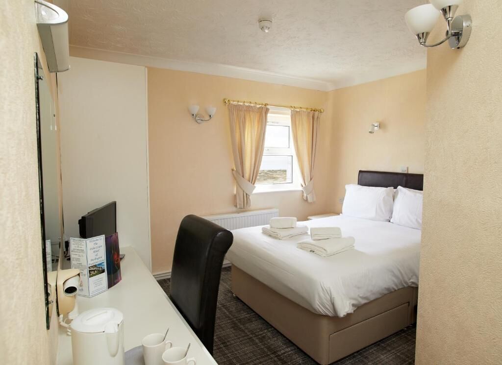 Individually decorated, individually furnished, free WiFi, bed sheets