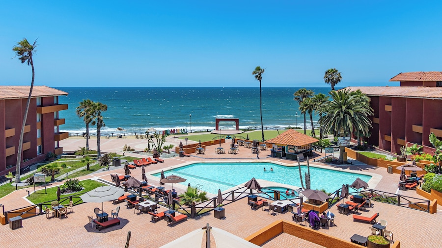 Puerto Nuevo Baja Hotel & Villas
