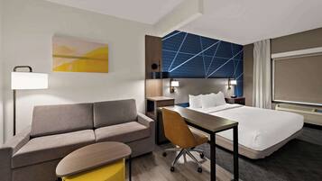 Ropa de cama de alta calidad, camas con pillow-top y escritorio