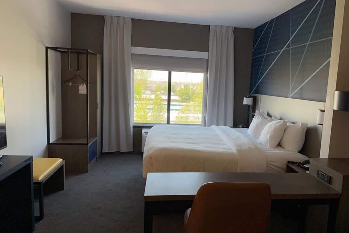 Premium bedding, pillowtop beds, desk, laptop workspace