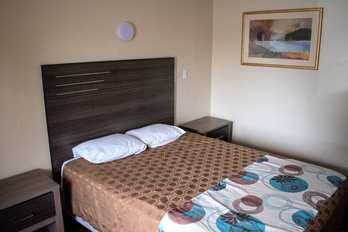 Desk, soundproofing, iron/ironing board (on request), WiFi (free)
