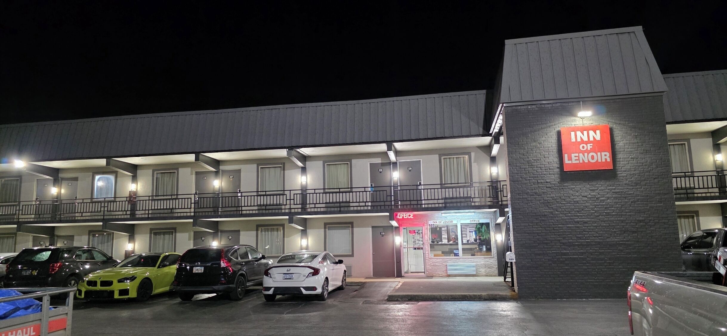 住宿正面