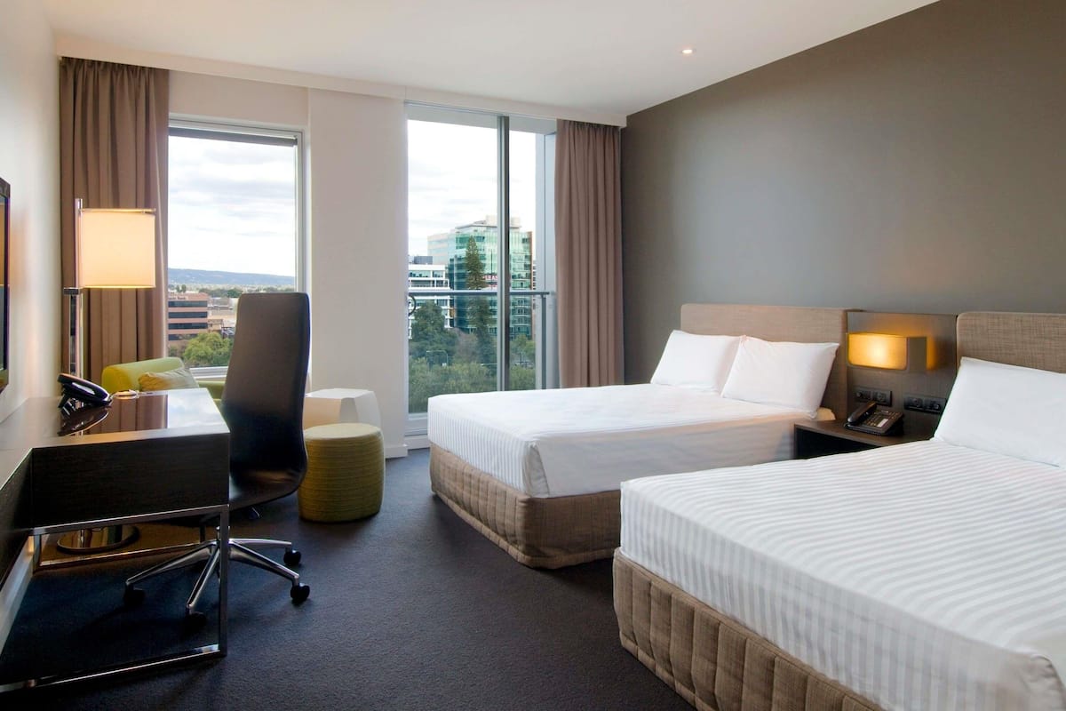 デラックス ダブルルーム ダブルベッド 2 台 バルコニー パークビュー (Premium) | 1 室のベッドルーム、高級寝具、ミニバー、セーフティボックス (室内)