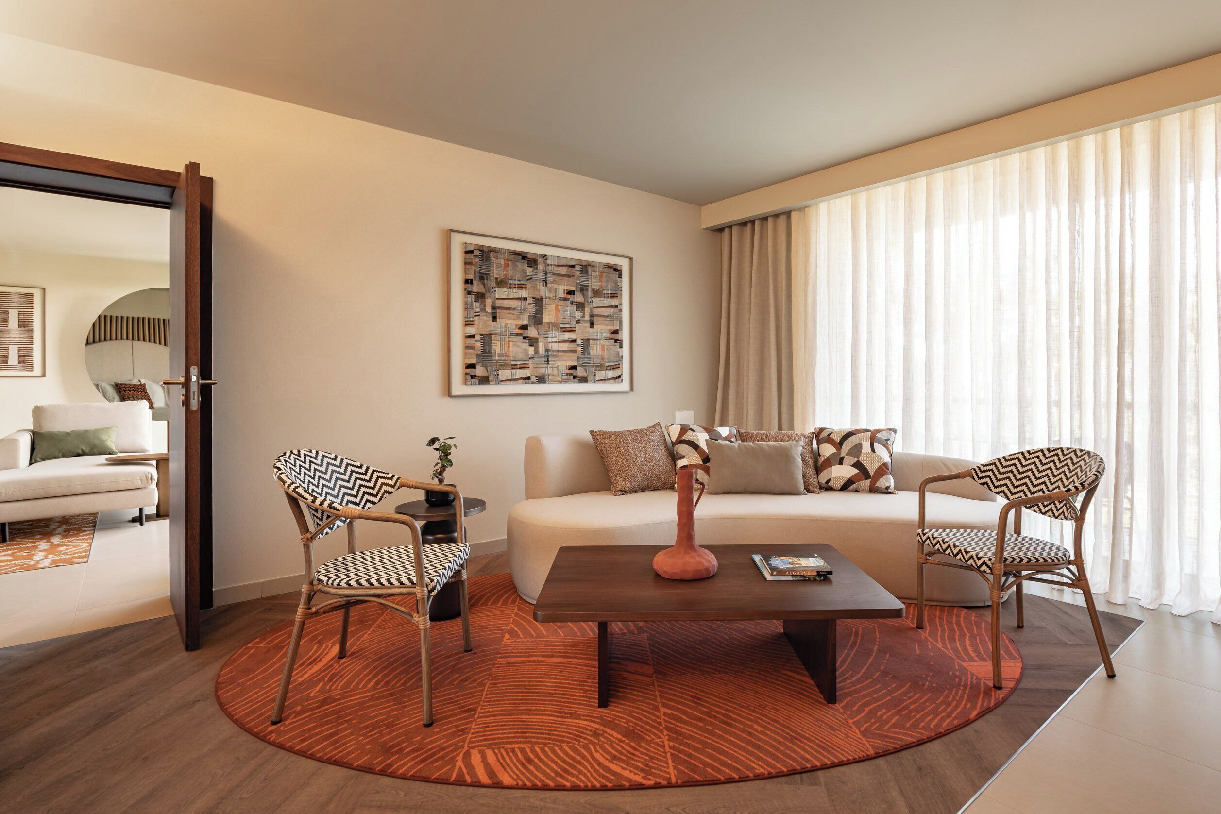 Suite, 1 Bedroom | Premium bedding, minibar, in-room safe, desk