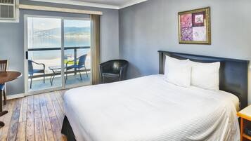 Studio Suite, tepi danau | Setrika/meja setrika, Wi-Fi gratis, dan seprai linen