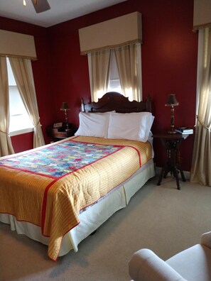 Standard Double Room, Ensuite (Red room) | 1 bedroom