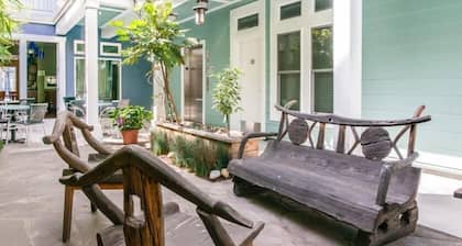 Pacific Blue Inn