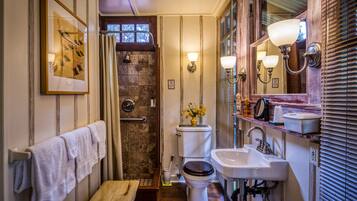 Cabin, Private Bathroom, Garden View (Crater Rim Cabin)