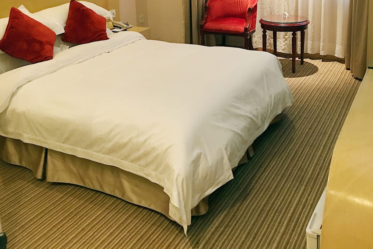 Desk, soundproofing, iron/ironing board, rollaway beds