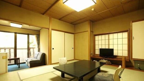 Unclassified image, 1 of 50, button - Ootaki Hotel (Yugawara)