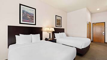 Bureau, espace de travail pour ordinateur portable, rideaux occultants