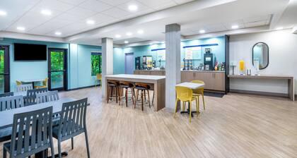 Garner Hotel Doswell Southeast by IHG