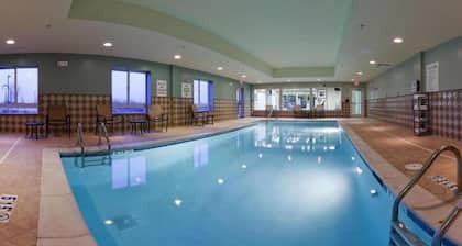 Holiday Inn Express Hotel & Suites Richwood-Cincinnati South by IHG