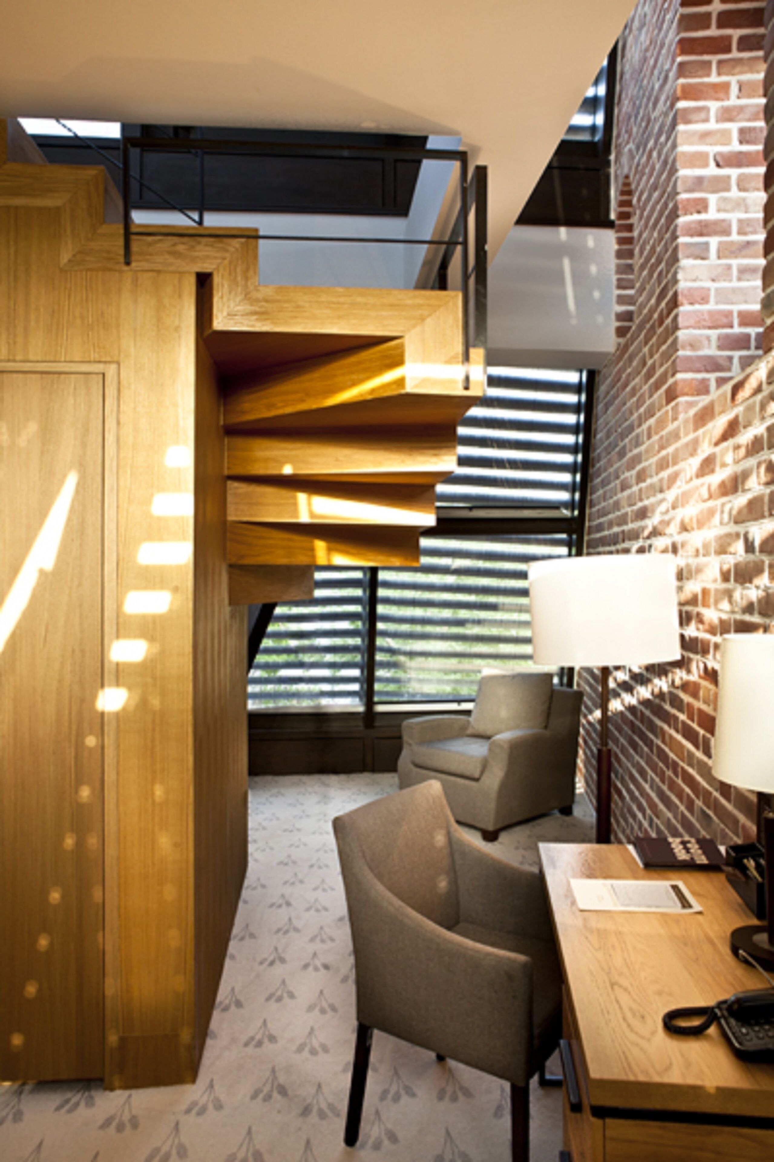 deluxe suite | hypo-allergenic bedding, minibar, in-room safe, desk