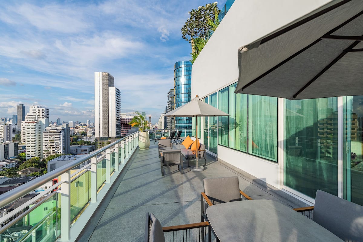 City View Two Bedroom Suite with Terrace | Vistas del balcón
