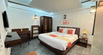 Sunday Rainforest Chiangmai Hotel