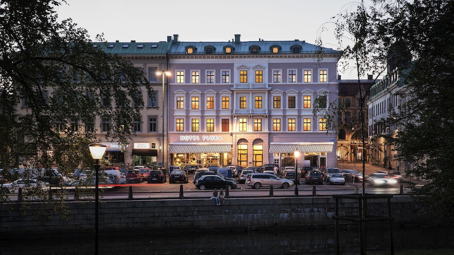 Hotel Flora