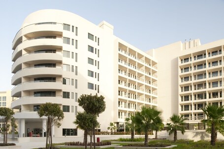 Staybridge Suites Abu Dhabi Yas Island, an IHG Hotel - Image 30