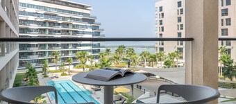 Staybridge Suites Abu Dhabi Yas Island by IHG