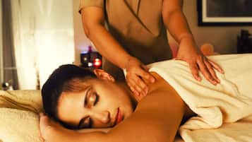 Salas de tratamiento para parejas y aromaterapia