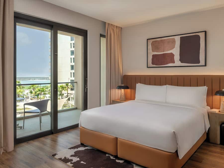 1 Schlafzimmer, hochwertige Bettwaren, Daunenbettdecken, Zimmersafe