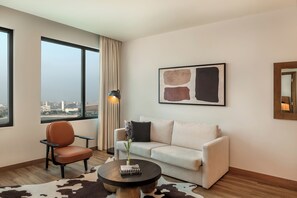 1 bedroom, premium bedding, down comforters, in-room safe