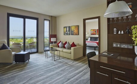 Staybridge Suites Abu Dhabi Yas Island, an IHG Hotel - Image 32