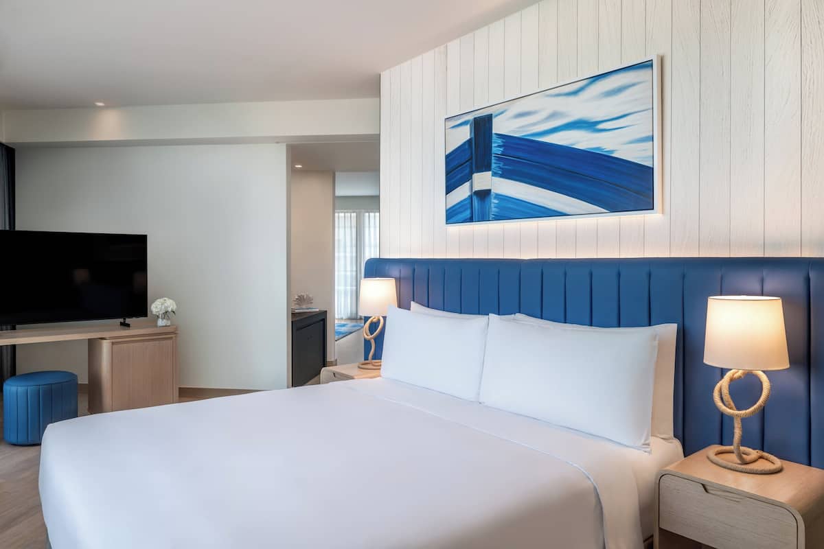 1 bedroom, hypo-allergenic bedding, Select Comfort beds, minibar