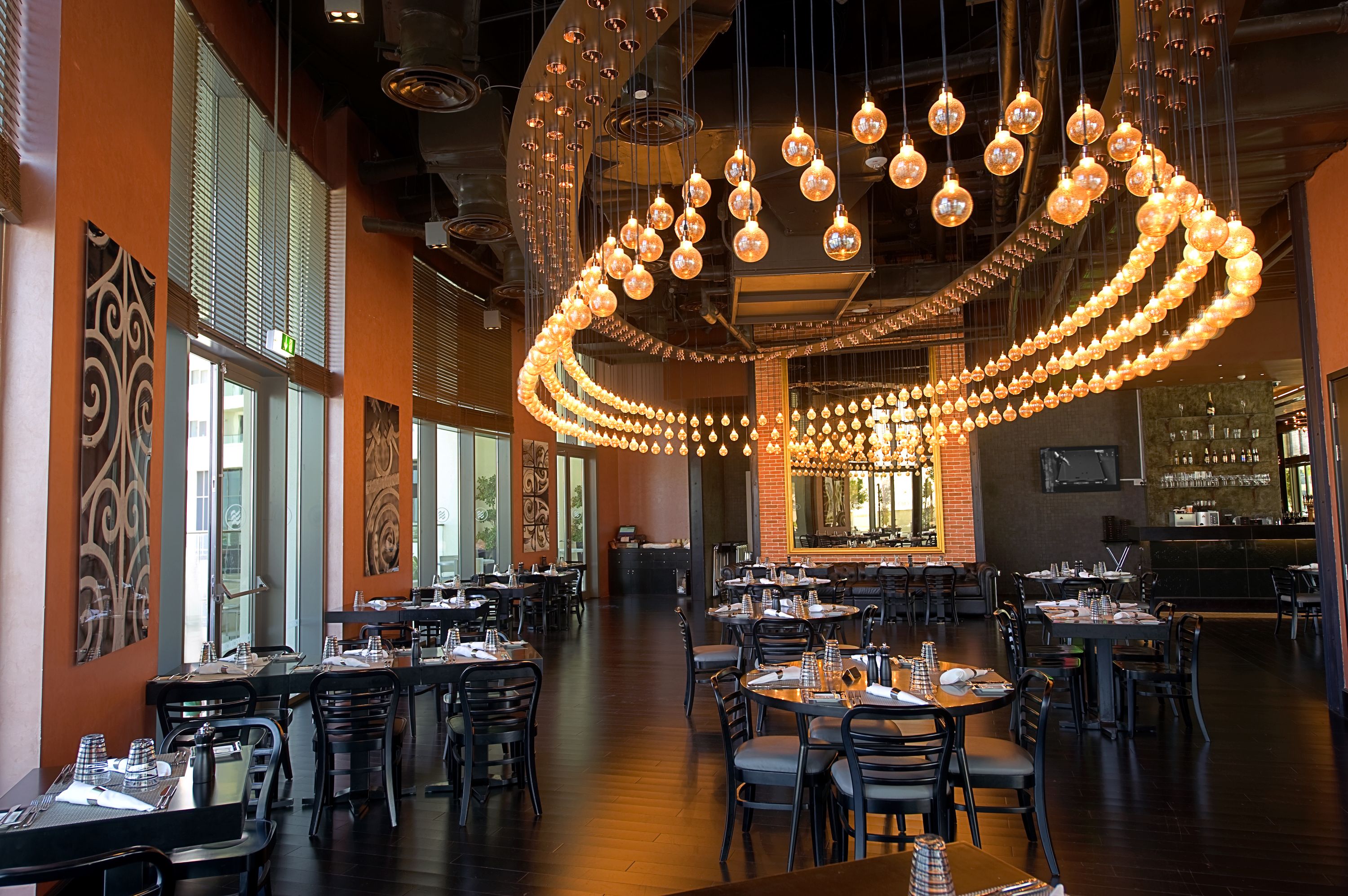 3 restaurants, breakfast, lunch, dinner served; asian cuisine