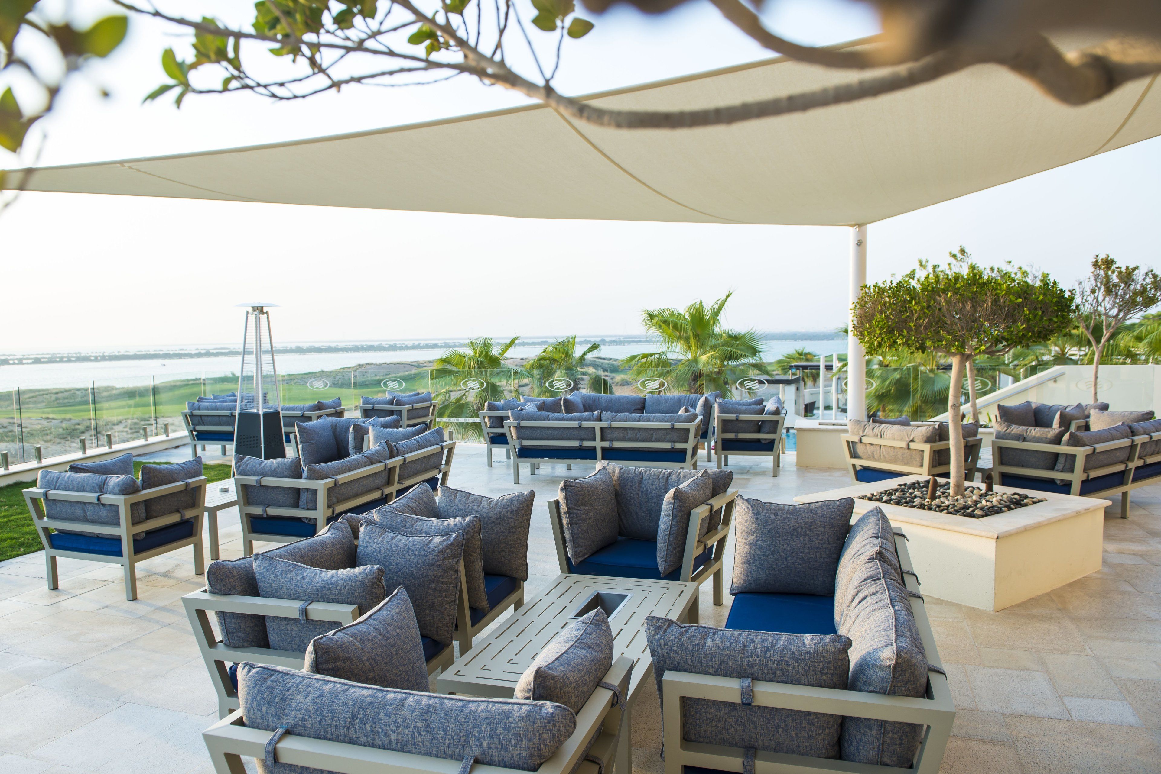 3 restaurants, breakfast, lunch, dinner served; asian cuisine