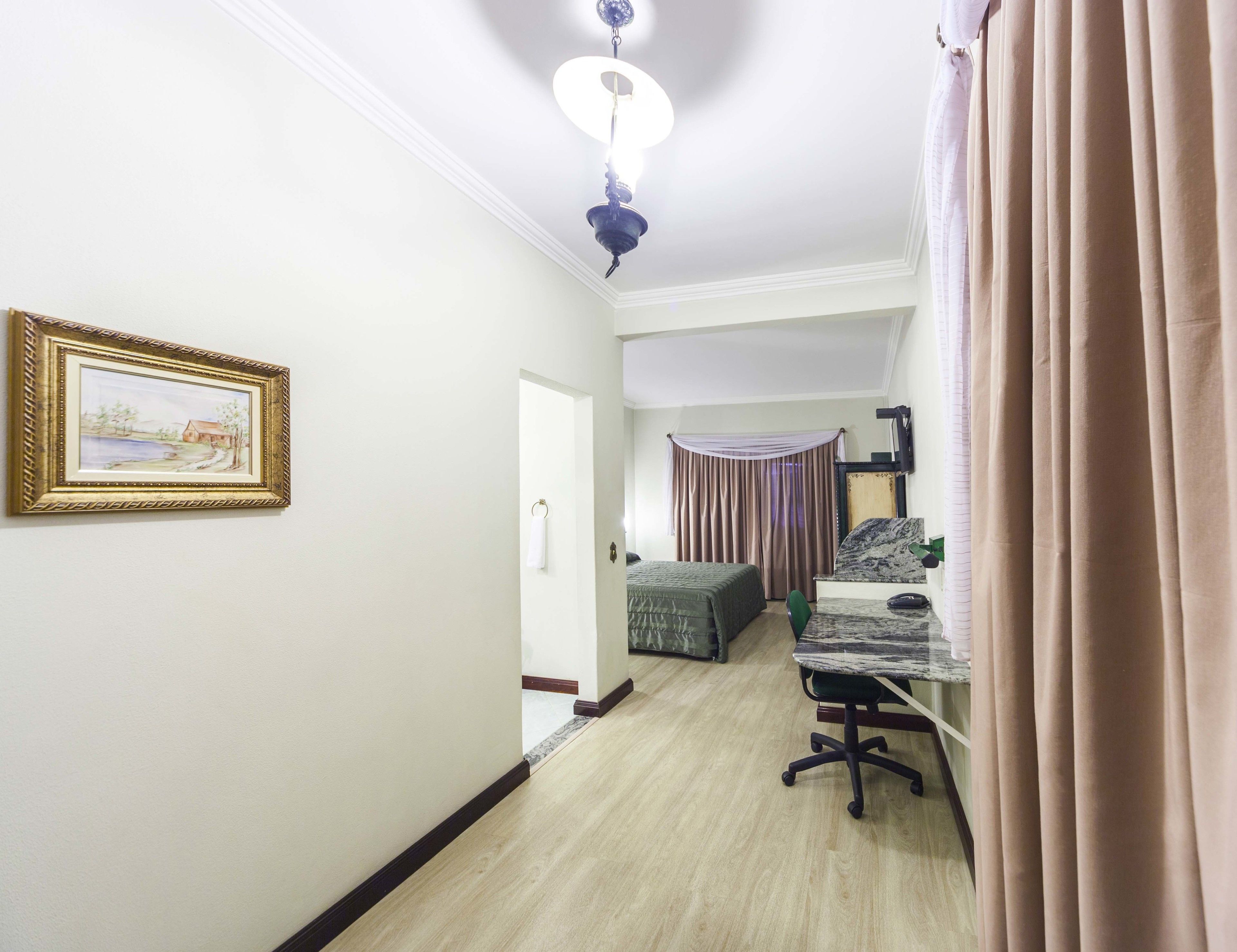deluxe double room, 1 king bed | minibar, blackout curtains, free wifi, bed sheets