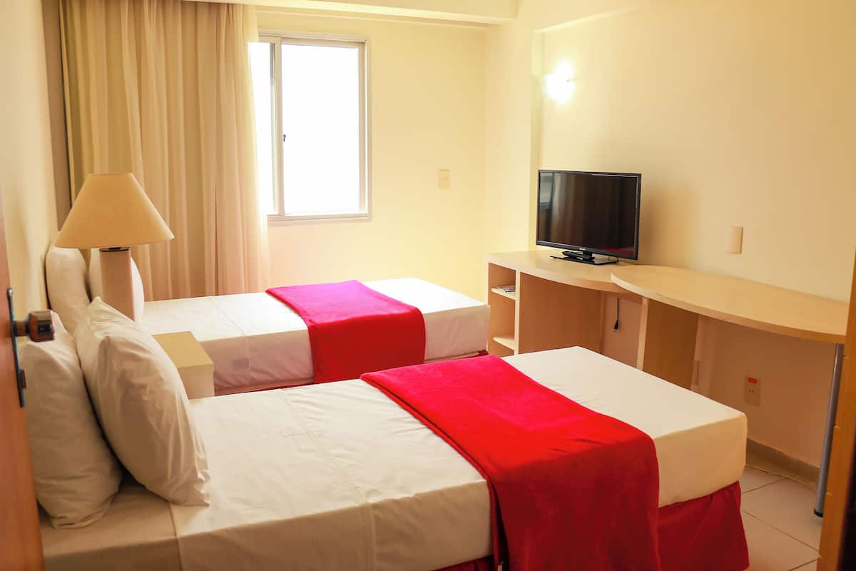 Chambre Standard avec lits jumeaux | Minibar, bureau, rideaux occultants, Wi-Fi gratuit