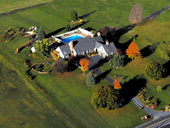Aerial view - Annville Inn Bed and Breakfast (Annville)