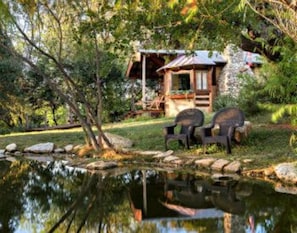 Individually decorated, individually furnished, soundproofing - Barons CreekSide (Fredericksburg)