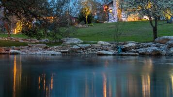 Cabin (Morgarten Log) | Terrace/patio